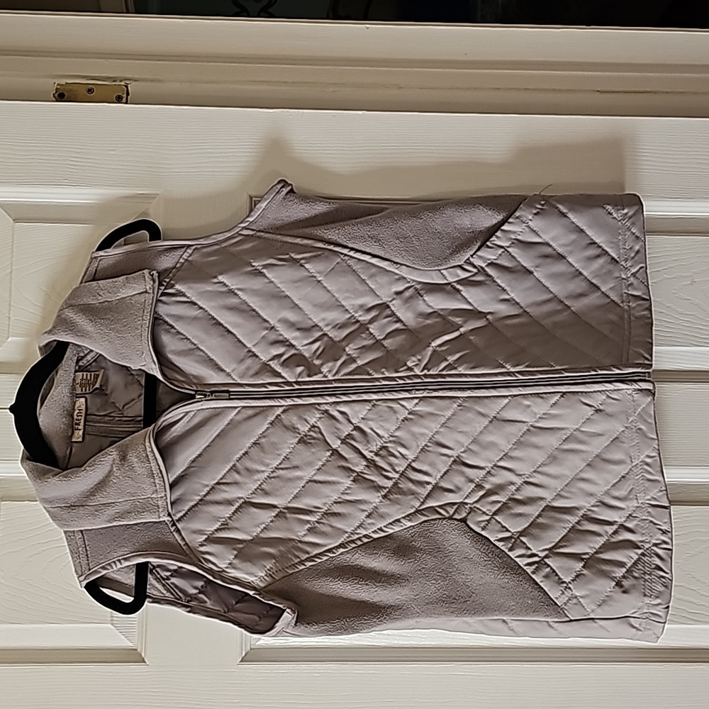 Gray vest L from Fresh quilt with cloth